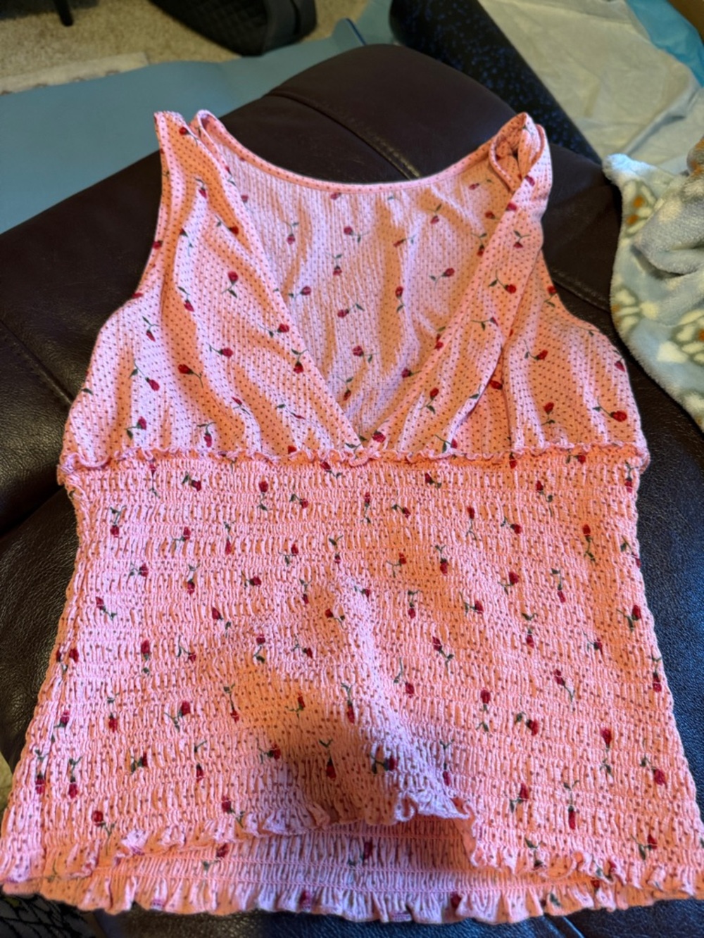 Women’s kimchi blue urban outfitters Pink Smocked One-Piece Tank Top size medium - Picture 2 of 4